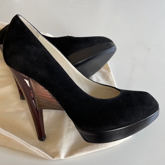 YSL Suede Almond Toe pump with purple heel - Picture 4 of 13